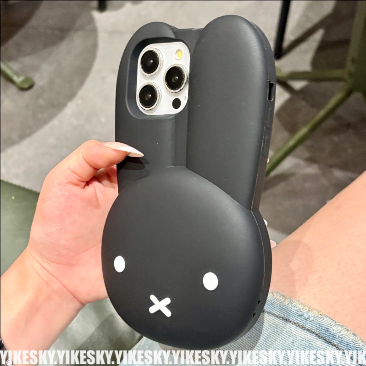 Capa de Silicone Preta para Ce - Phone Cases Big W avaliação e preço